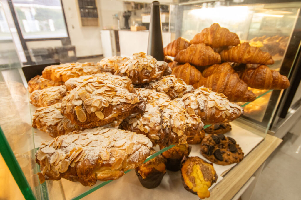 The Bakers Room, Hervey Bay Bakery, Wide Bay Bakery, Fraser Coast Bakery, Artisan Bakery, Hervey Bay Bread, Hervey Bay Pastries, Hervey Bay Pies, Hervey Bay Muffins, Hervey Bay Cafe, Hervey Bay Sourdough Bread