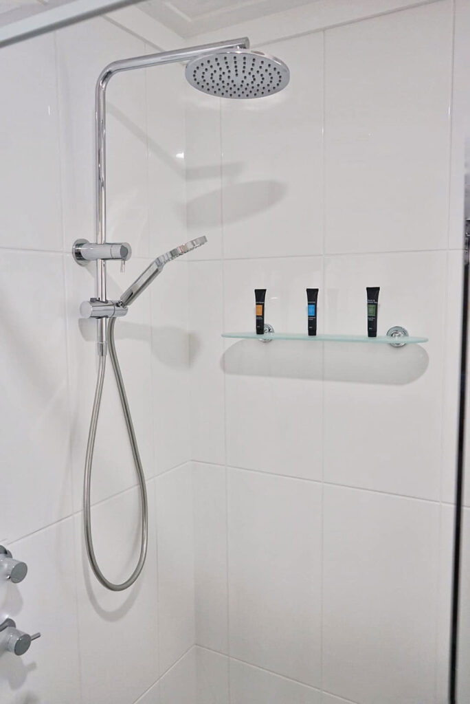 Hervey Bay Bathrooms, Hervey Bay Tiles, Hervey Bay Tiling, Hervey Bay Kitchens, Hervey Bay Bathroom Renovations, Hervey Bay Kitchen Renovations, Hervey Bay Tiling and Waterproofing